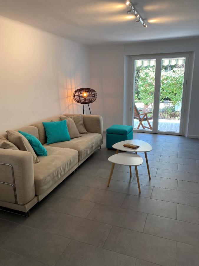 Appartement Rez De Villa Proche Port Et Plages De Sanary Exterior foto